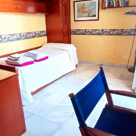 Holiday Puerto Marina - Costa Del Sol Real Estate * Benalmadena