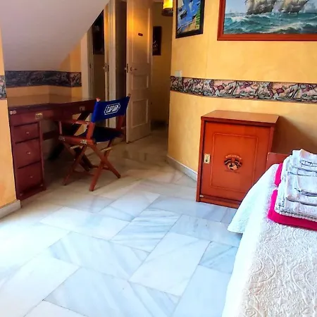 Holiday Puerto Marina - Costa Del Sol Real Estate Benalmadena